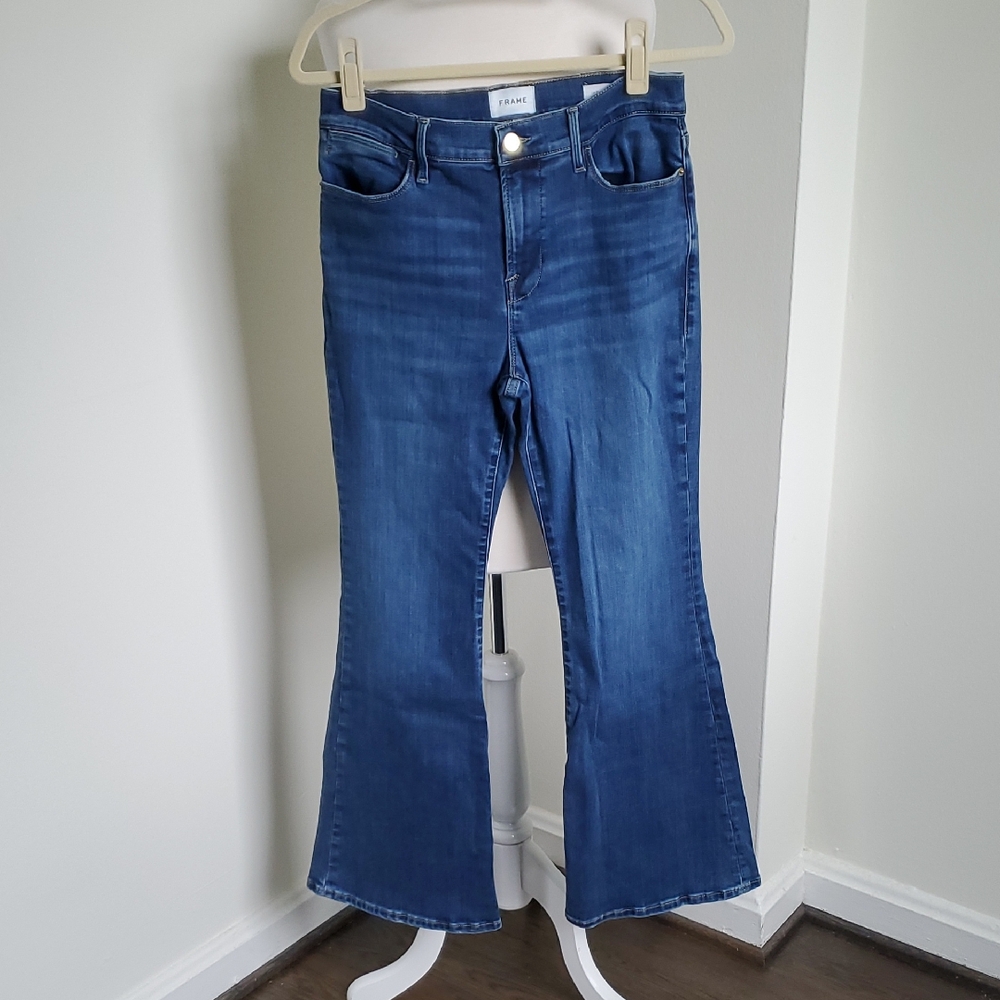EUC Frame Le Pixie High Flare Jeans in Medium Blue Lupine Wash Sz 29